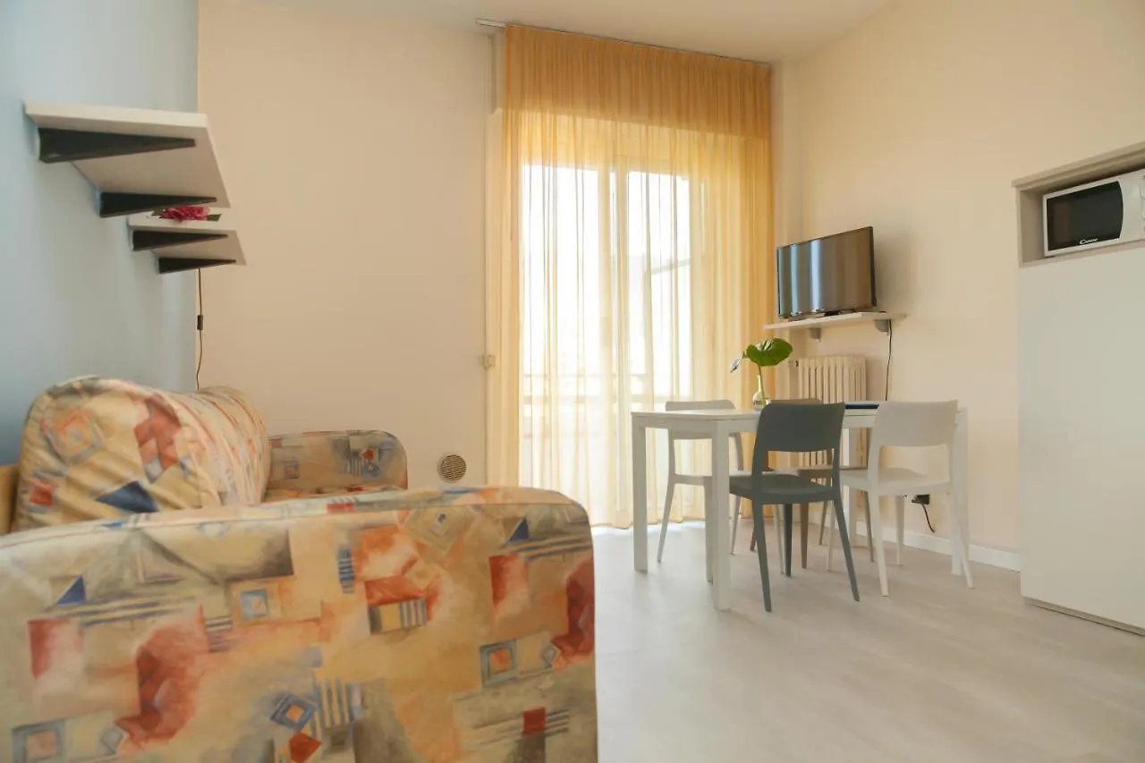 Residence La Palma Marina dʼMarina dʼAndora 이탈리아